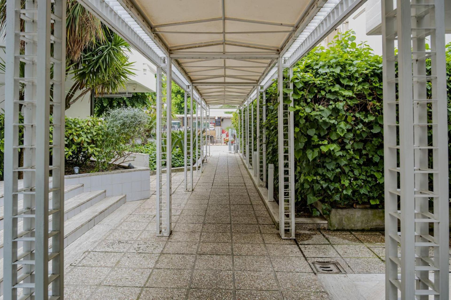 Hotel President - Vintage Hotel In Centro Riccione Exteriör bild