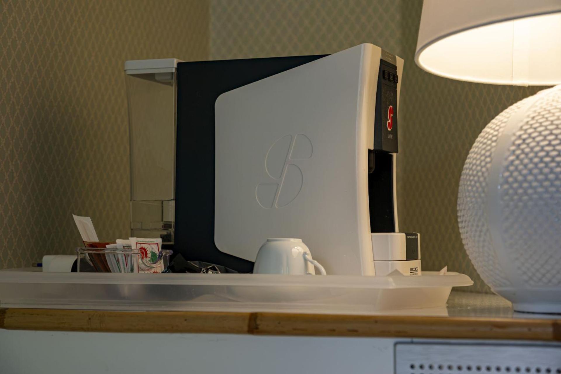 Hotel President - Vintage Hotel In Centro Riccione Rum bild