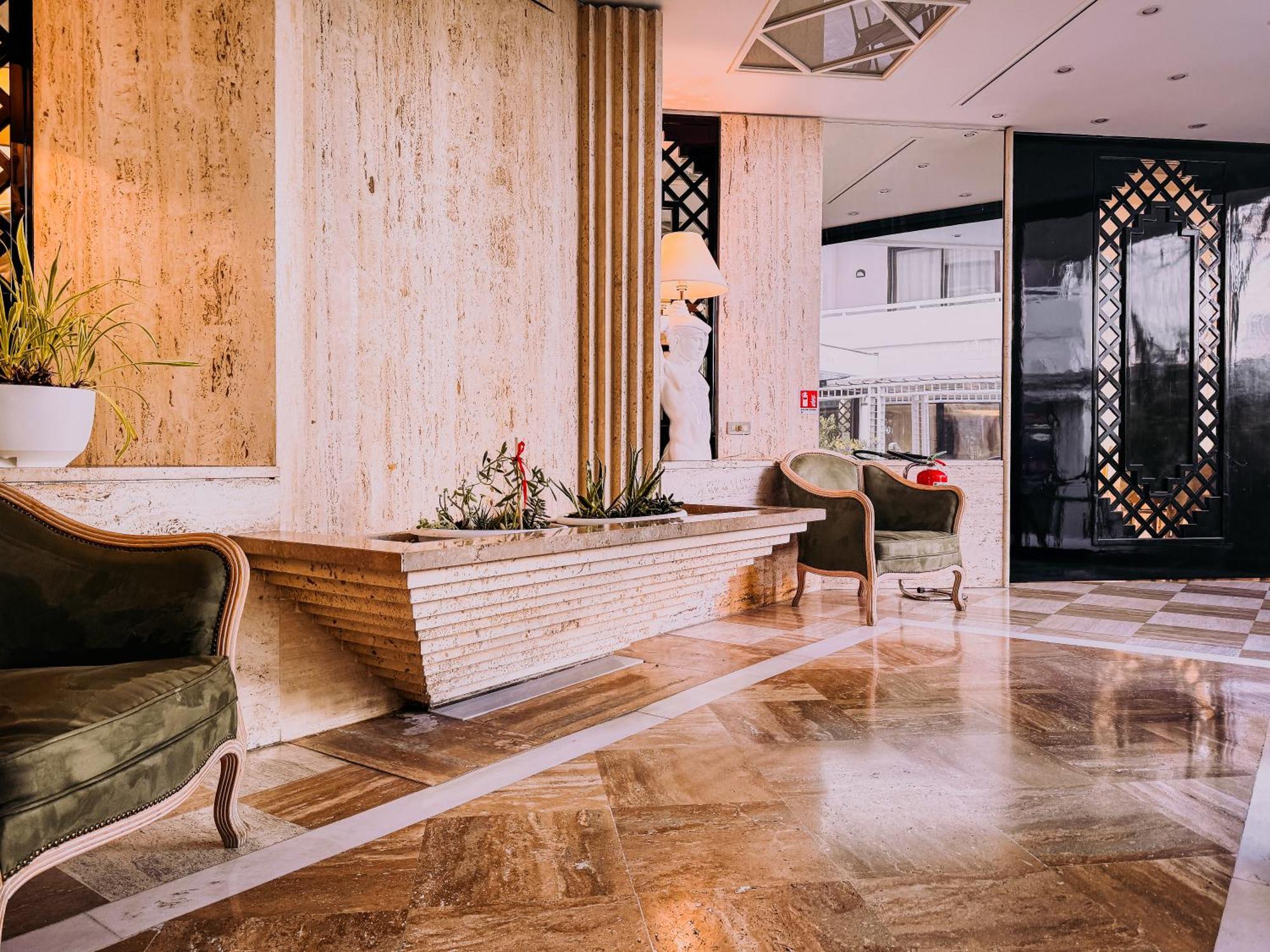 Hotel President - Vintage Hotel In Centro Riccione Exteriör bild